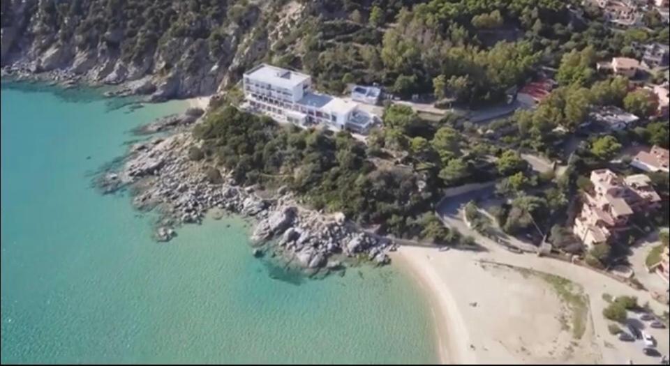 Beautiful Seaview Apartment In Wonderful Private Villa Gated 5 Mt From Beach - Property 150 Mt From Sea Solanas  Exteriér fotografie