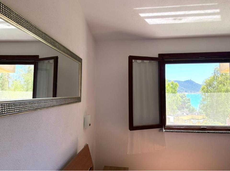 Beautiful Seaview Apartment In Wonderful Private Villa Gated 5 Mt From Beach - Property 150 Mt From Sea Solanas  Exteriér fotografie